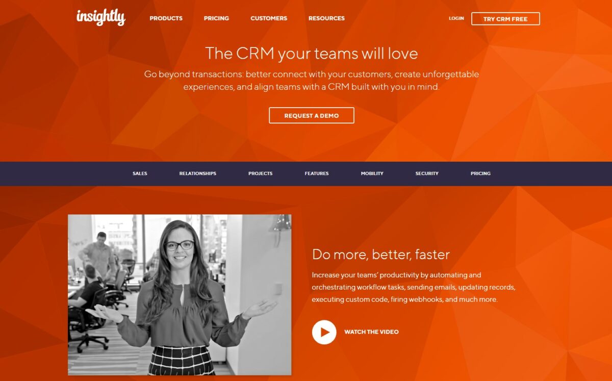 Insightly CRM for freelancers do just that by connecting you to the tools, you already use and focus on so you don't lose a document with links to your file services.