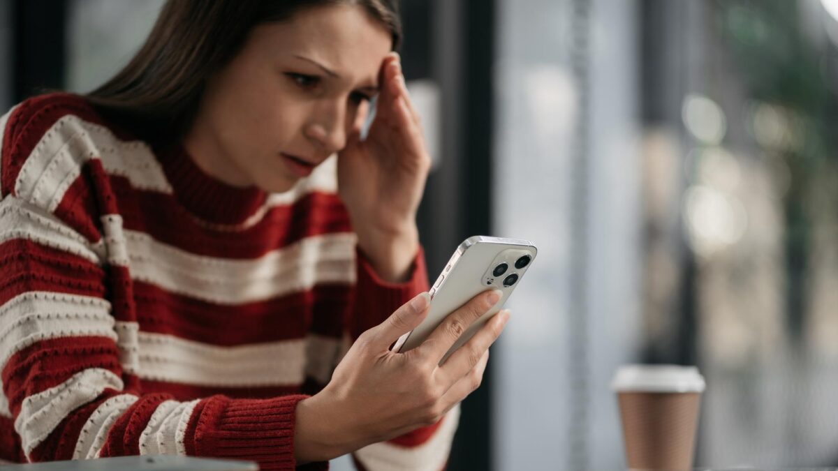 Product interest and research signals - decision making and hesitation